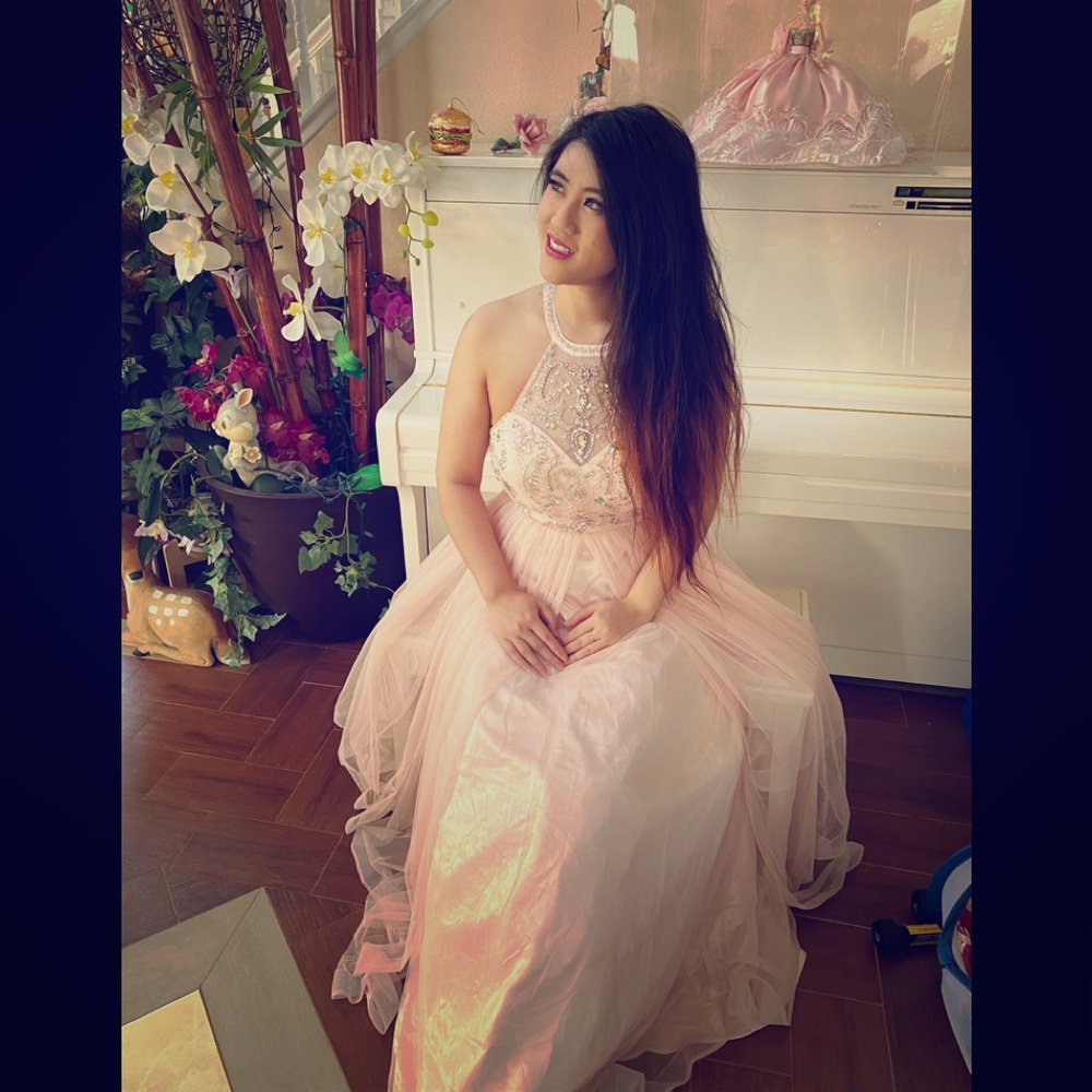 Beautiful long prom dress new w/tags